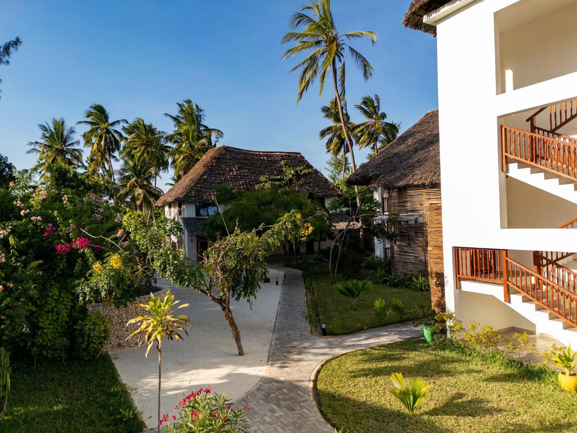 Manolo Beach Resort Uroa Dış mekan fotoğraf