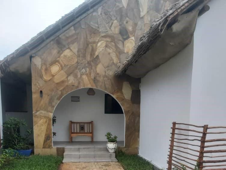 Manolo Beach Resort Uroa Dış mekan fotoğraf