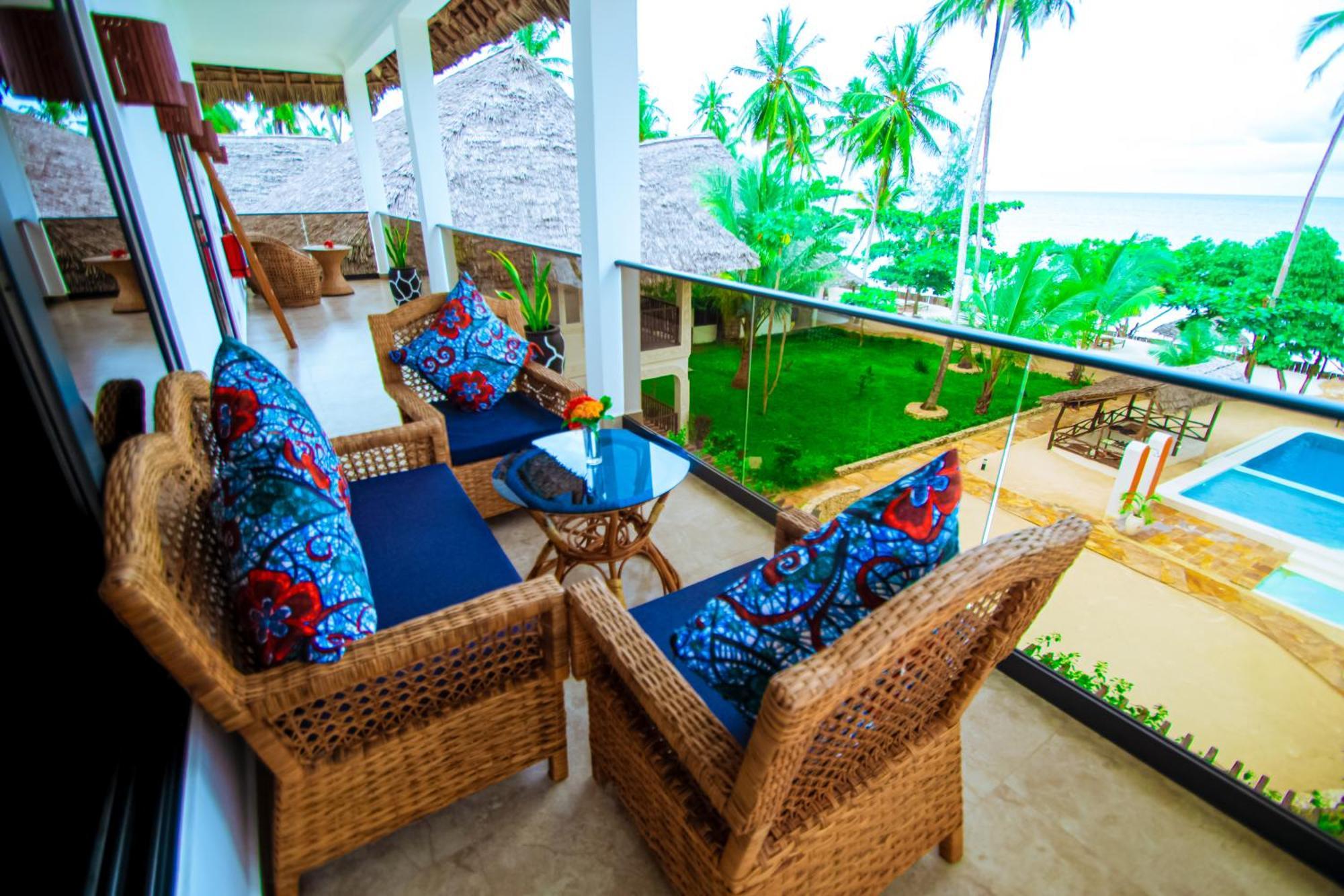 Manolo Beach Resort Uroa Dış mekan fotoğraf