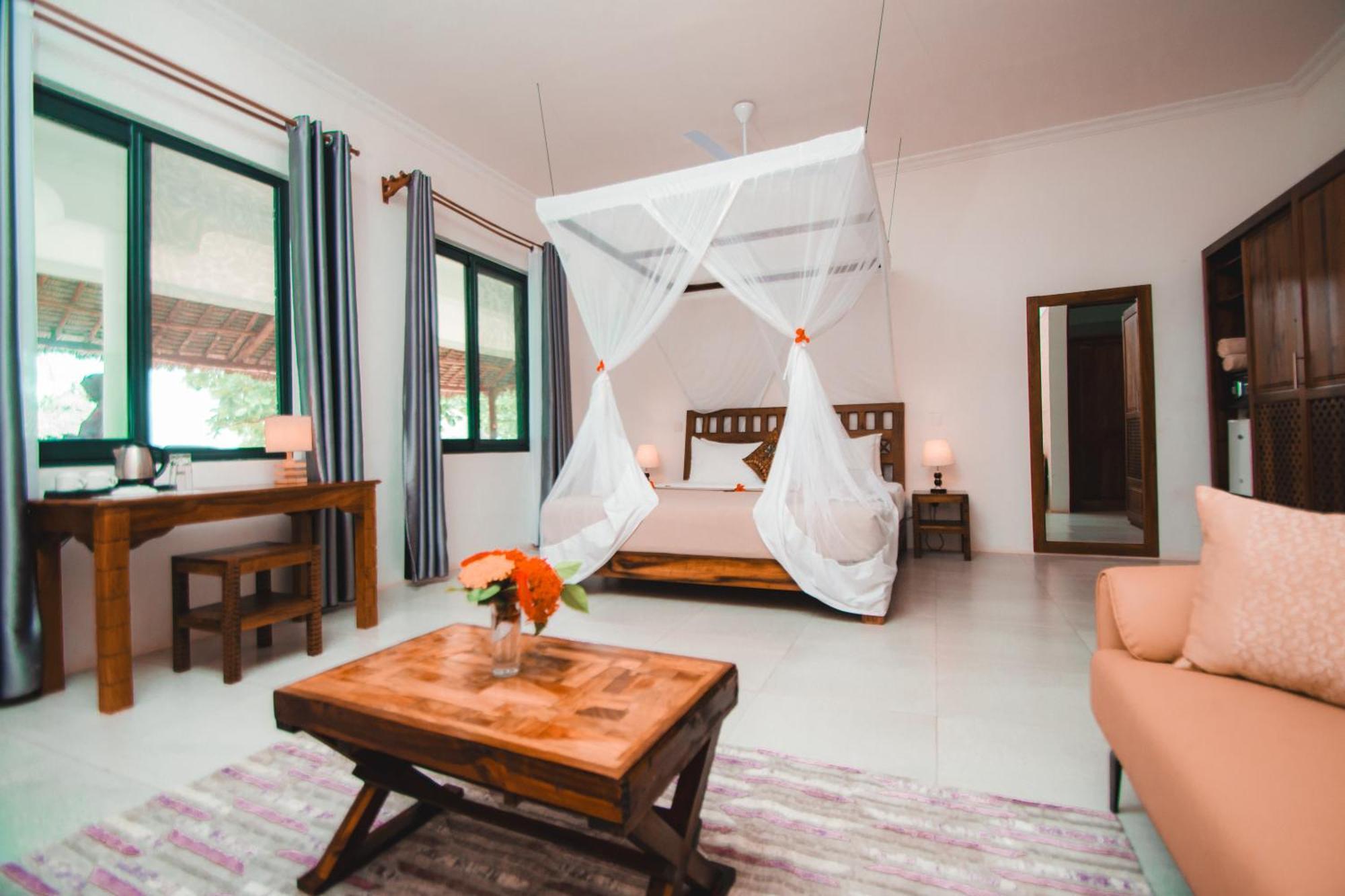 Manolo Beach Resort Uroa Dış mekan fotoğraf